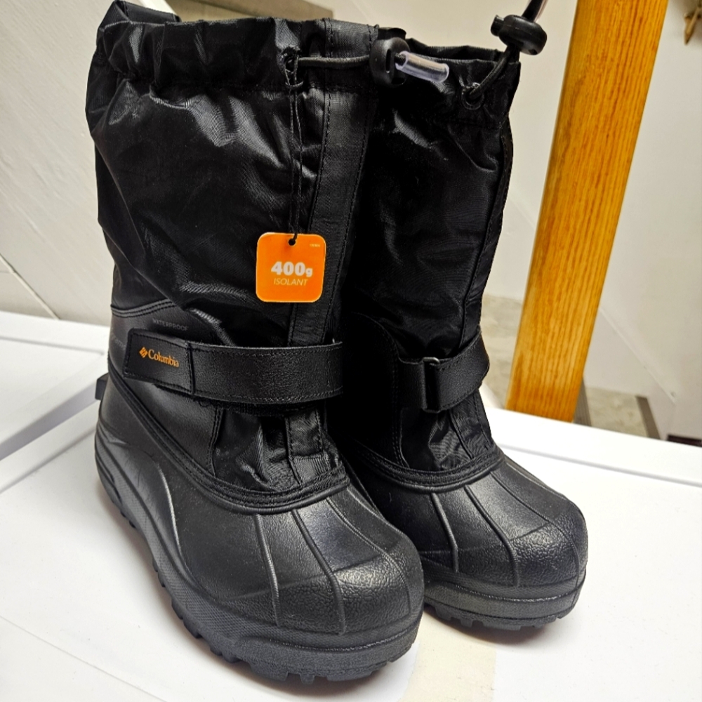 Columbia Unisex- Child Snowboot size 1 youth